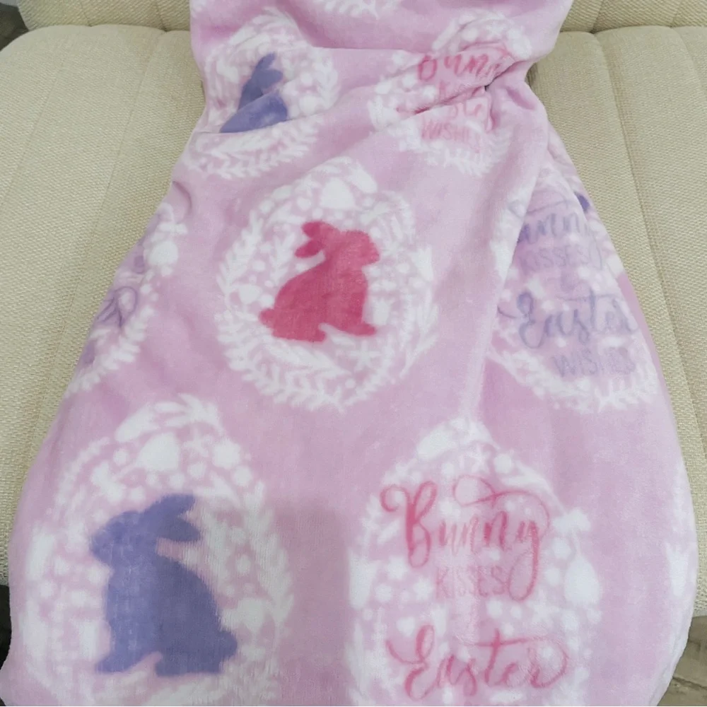 NEW Luxe Plush Blanket Twin Pink Purple Bunny‎ Easter Wishes Soft Fleece Throw